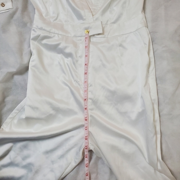 Jluxlabel Satin Feel Deep Plunge Sinclair Jumpsuit White Size Small - Picture 11 of 16